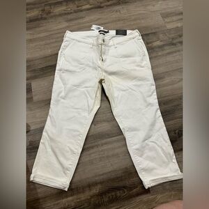 Torrid Vintage Stretch Crop Boyfriend Jeans, Size 18